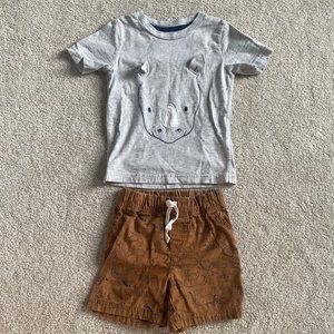 Toddler 2T boys shirts & shorts Carter’s kids